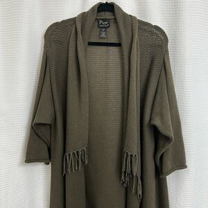 PURE HANDKNIT Cardigan Sweater S/M
Olive Green
